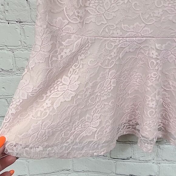 Forever 21 Plus Sz 3X Pink Stretch Lace Illusion Neckline Cut Out Peplum Blouse - Picture 3 of 8